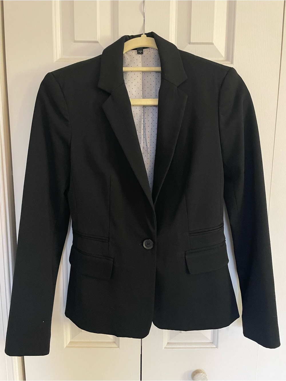 Express Black Single-Button Women's Blazer